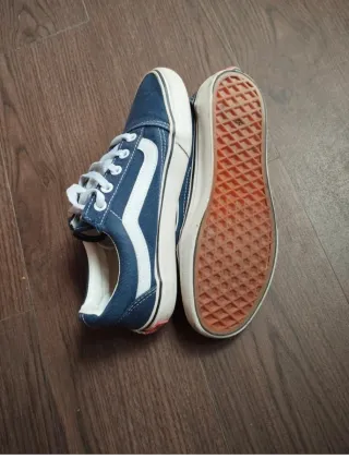 Zapatillas Vans Azul y Blanco