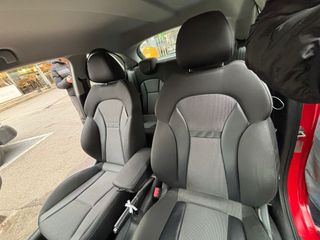 Audi A1 1.6 TDI 2013 S TRONIC ATTRACTION