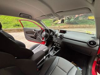 Audi A1 1.6 TDI 2013 S TRONIC ATTRACTION