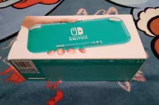 Scatola Nintendo Switch Lite Turchese