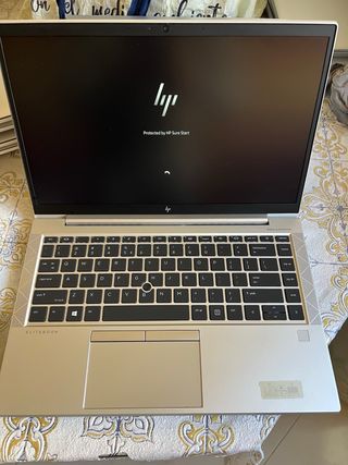 HP EliteBook 840 G9 Plata