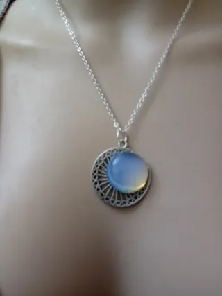Collana acciaio con opale e luna