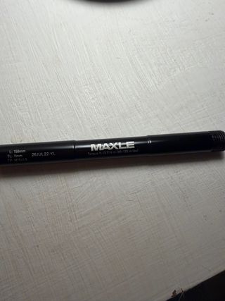 Eje Maxle Rock Shox 15x1.5 158mm