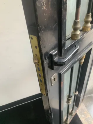 Cerrajero 24h – Aperturas y Cambio de Cerraduras ?