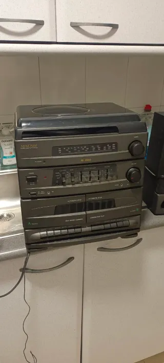 Mikoshi M-380 Tocadiscos Radio Cassette