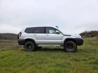 Toyota Land Cruiser 2004
