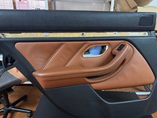 Paneles Puerta BMW E39 Marrón/Negro