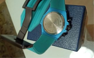 Reloj Azul y Turquesa