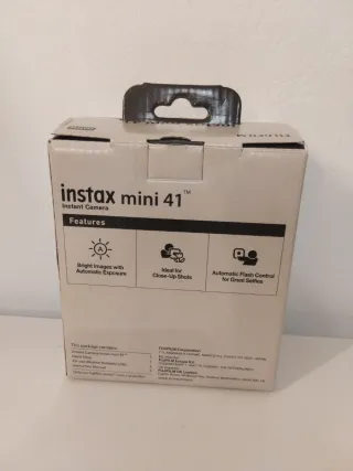 Cámara Instax Mini 41 Fujifilm Negra HA ESTRENAR