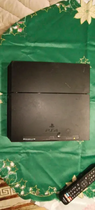 Consola Sony PS4 Negra