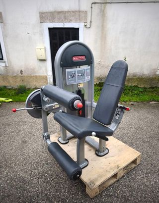 Star Trac Dual Leg Extension/Curl
