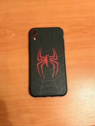 iPhone XR Rosso - Vetro posteriore danneggiato