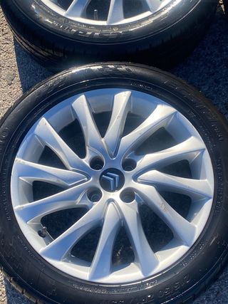 Llantas Citroen C4 215/50/17 95W del 2025