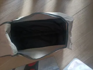 Maleta pequeña beige