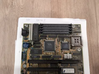 Placa base 386 SX-J con micro AMD SX 33 MHz