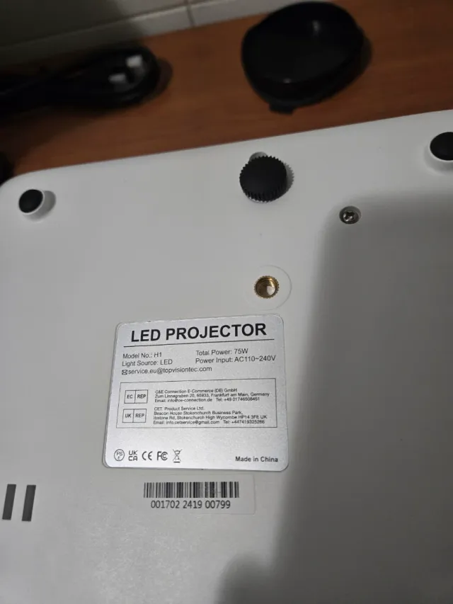 Proiettore LED portatile Happrun H1 per cinema a casa