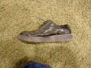 Zapato Wonders charol negro