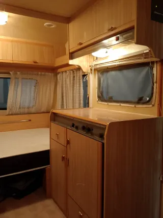 Caravana Moncayo Versalles 370