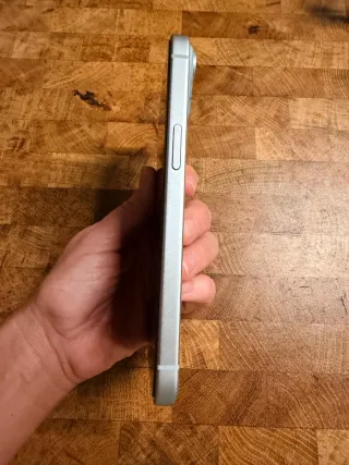 iPhone 15 128GB - Salud Batería 87%