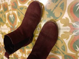 Botines Clarks Talla 37 color vino