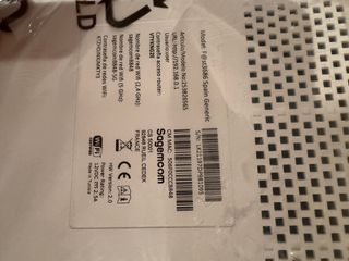 Router blanco en perfecto estado