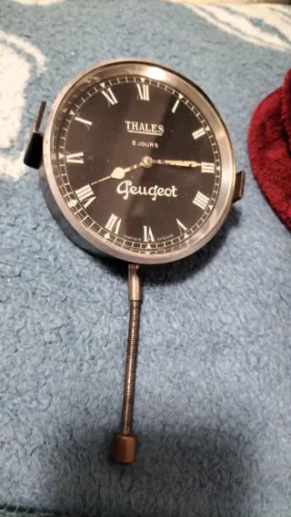 Reloj Peugeot 8 Jours Thales Coche Antiguo