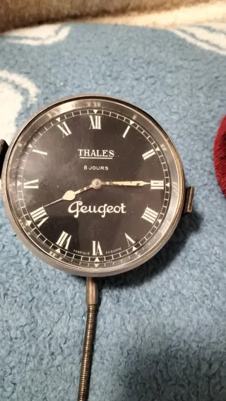Reloj Peugeot 8 Jours Thales Coche Antiguo