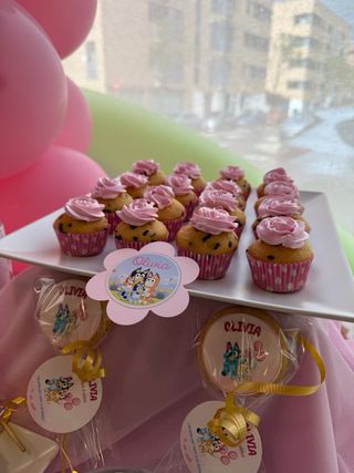 Decoración de eventos infantiles con arco de globo