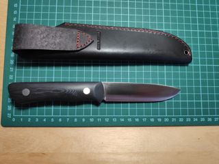 Herraminta de naturaleza RealSteel Buscraft III