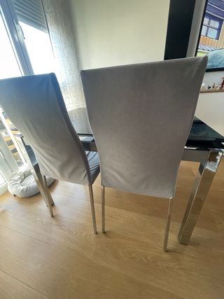 Mesa de comedor cristal y 4 sillas