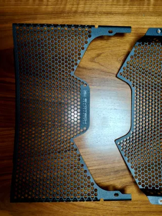 Protector Radiador Evotech Performance BMW F900XR