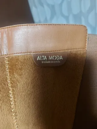 Botas altas tacón camel elástico