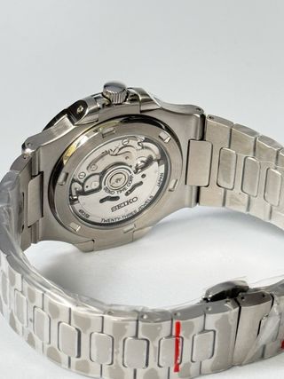 Reloj Seiko MOD tipo Nautilus Open Heart Azul