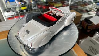Lincoln Zephyr 1939 Signature escala 1:18