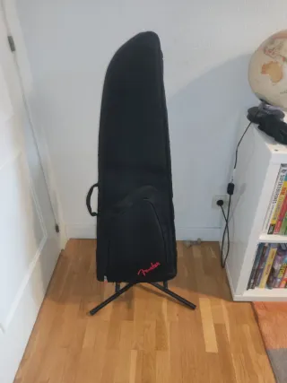 Guitarra Eléctrica Squier Stratocaster Mini Roja