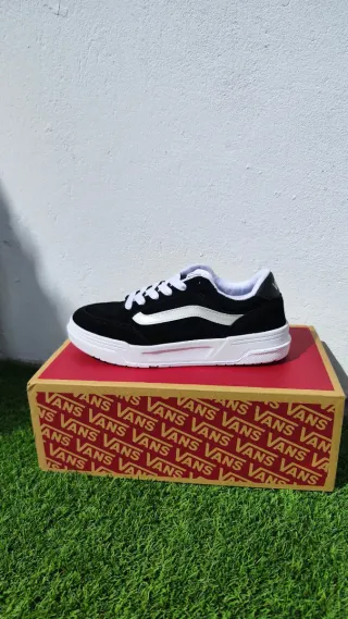 Zapatillas Vans hylane sin estrenar