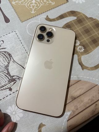 iPhone 12 Pro Max Dorado