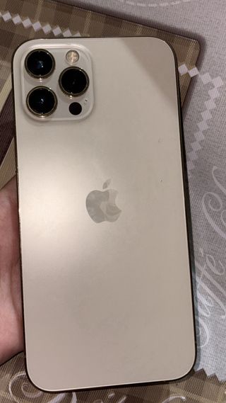 iPhone 12 Pro Max Dorado