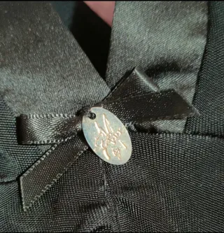 Guess Abito Nero con Ruches