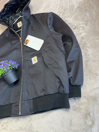 Chaqueta Carhartt Negra con Cremallera