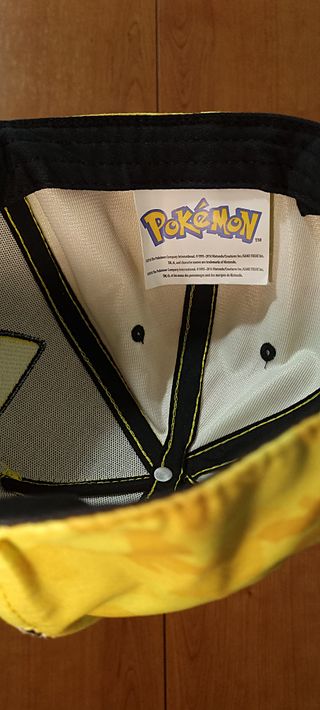 Gorra Pokémon original broche strapback.