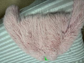 Chaqueta rosa peluda