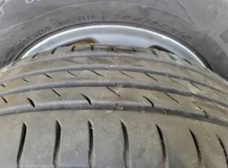 Cerchi con gomme Audi 205 60 R15 91V