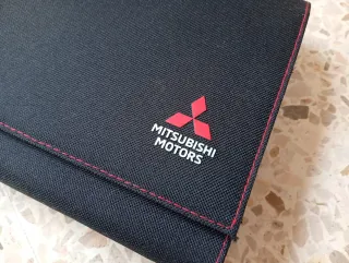Carpeta mitsbishi ((nueva))