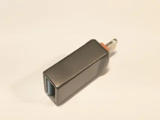iPhone Lightening to USB adaptor OTG