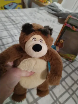 Masha y el Oso Peluche y Muñeca