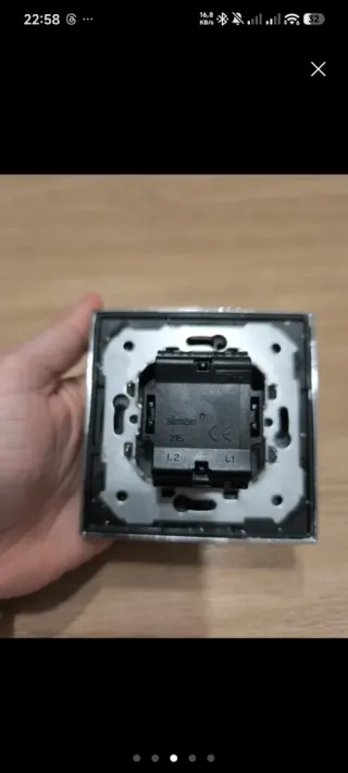 Conmutador de cruzamiento Simon 88