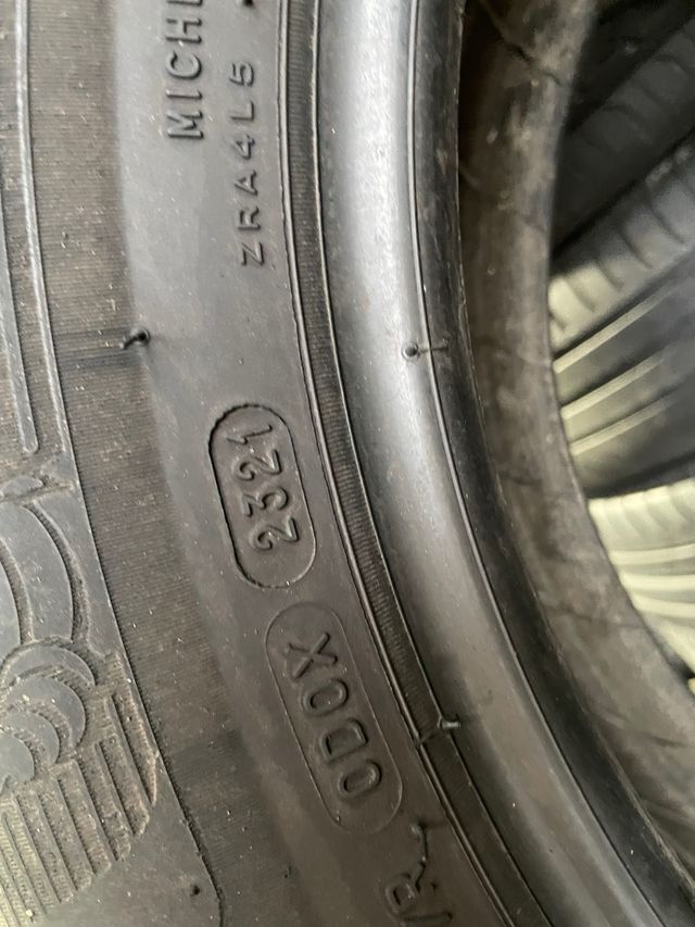 Neumáticos 205/60R16 92V