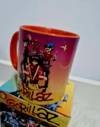 Caneca Gorillaz Cerâmica Multicolor Laranja
