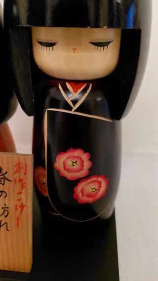 Set 2 Kokeshi Giapponesi Haru no Otozure